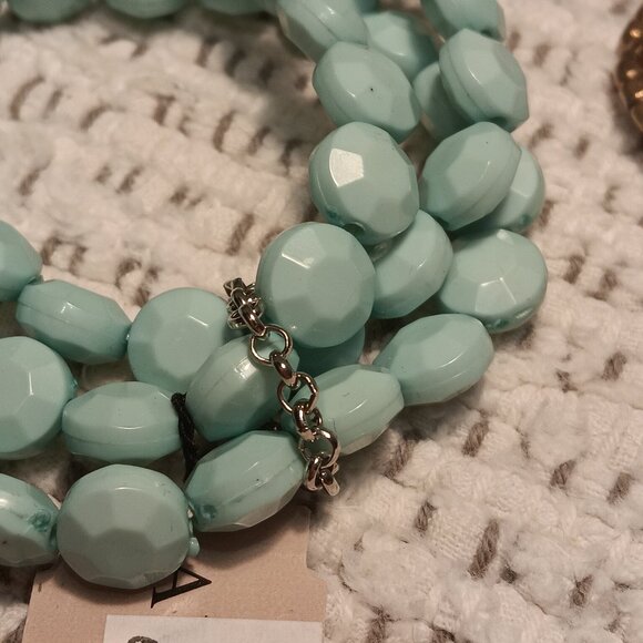 Lot of 3 beaded NWT jewelry - multi-layer necklace, bracelet stack, drop earring - Picture 8 of 12